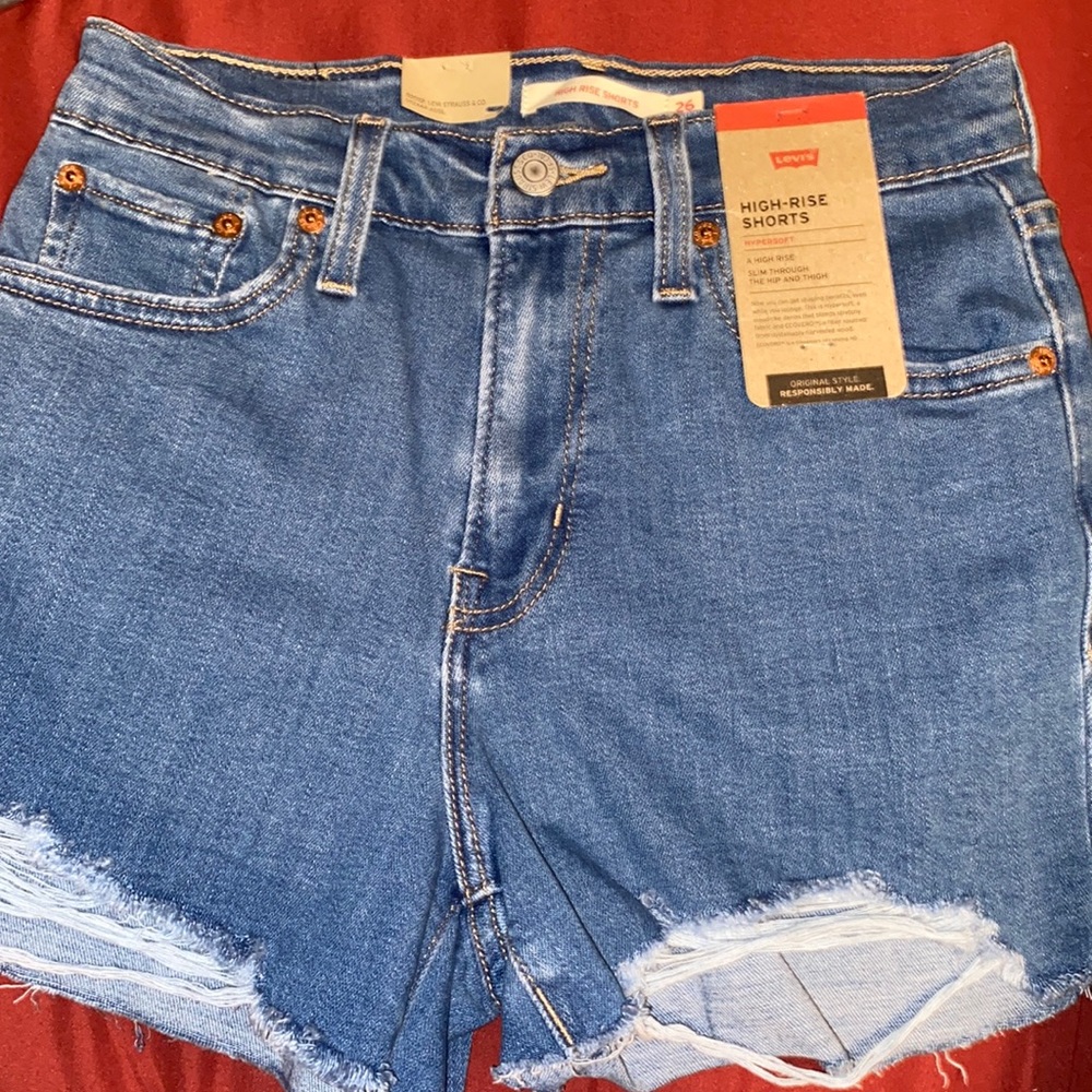 Levi jean shorts
